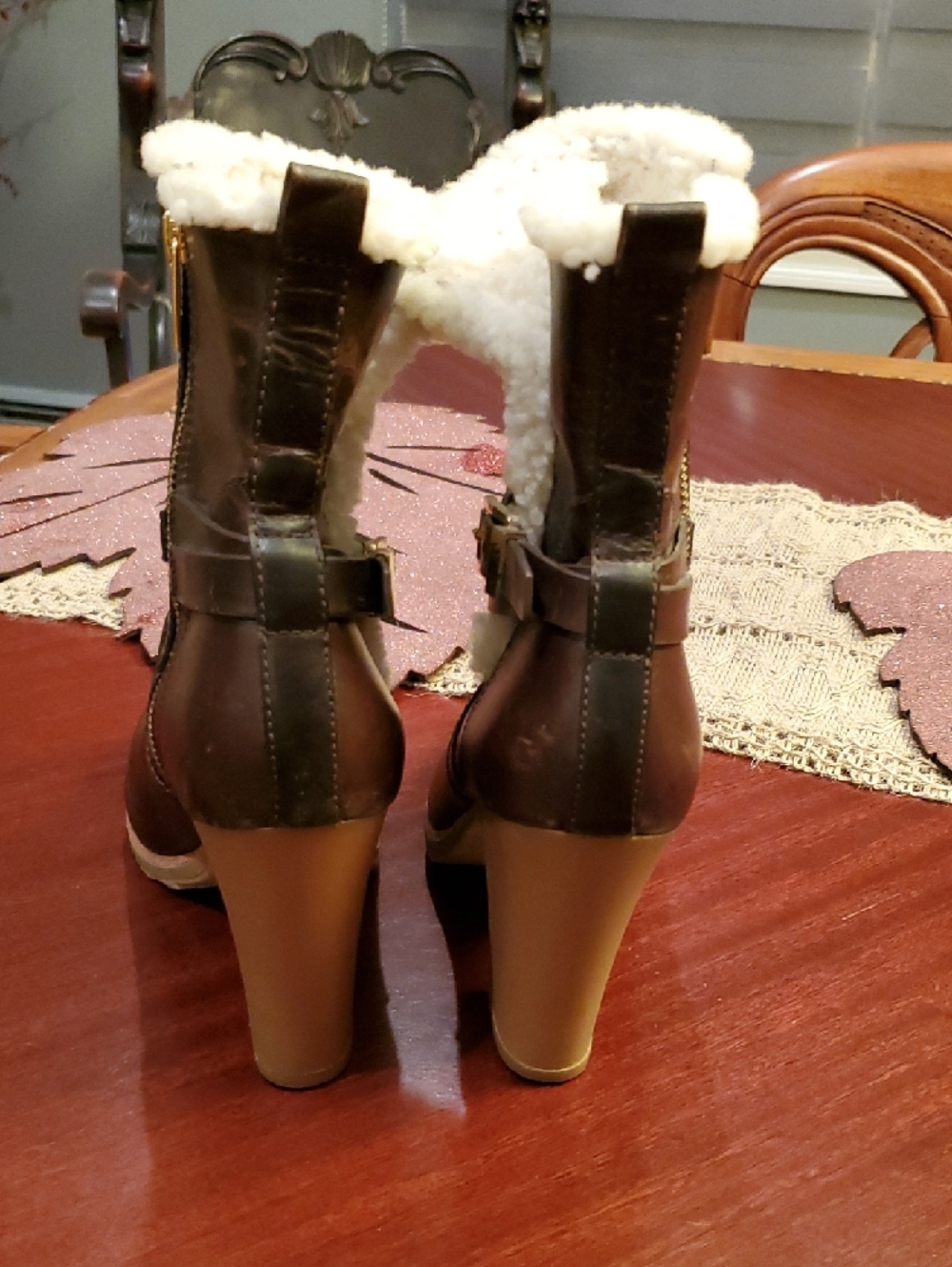 Michael Kors Women's Brown Leather Mid Calf 4in Heel Boots Shearling Distressed - Picture 10 of 15